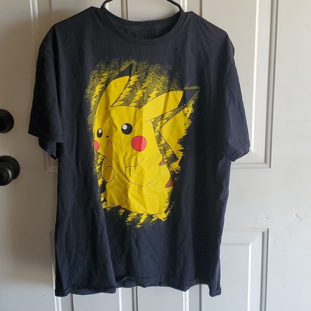 Pokémon XL Large shirt